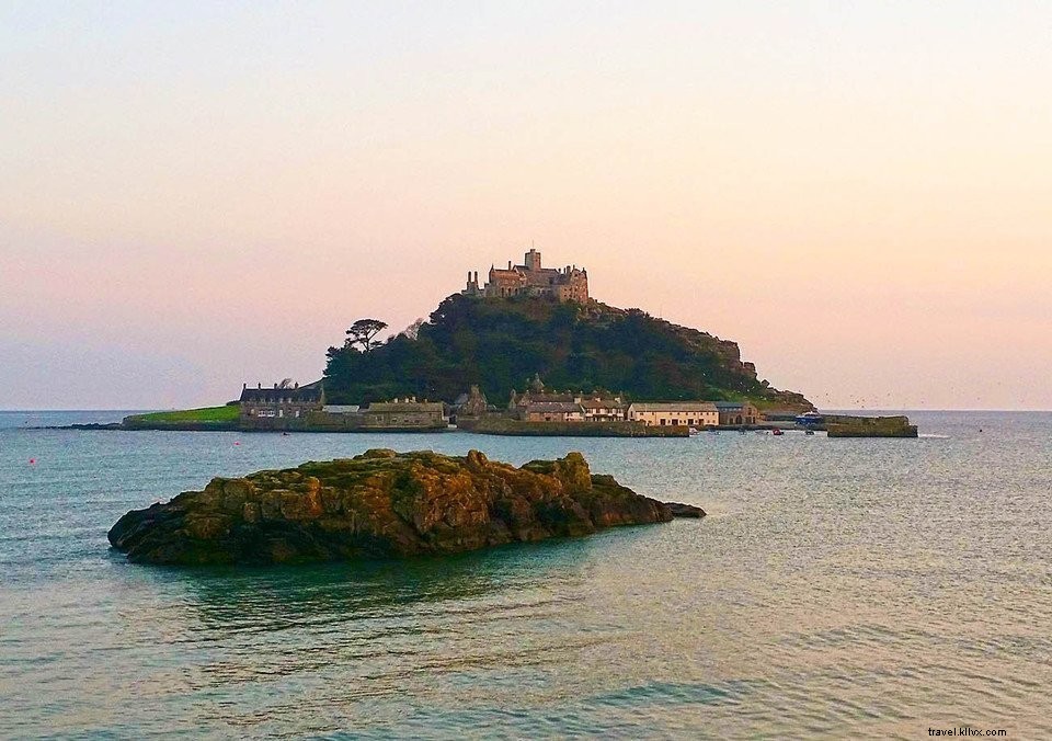 Explore 13 Stunning Historic Castles in England: Ultimate Road Trip Guide