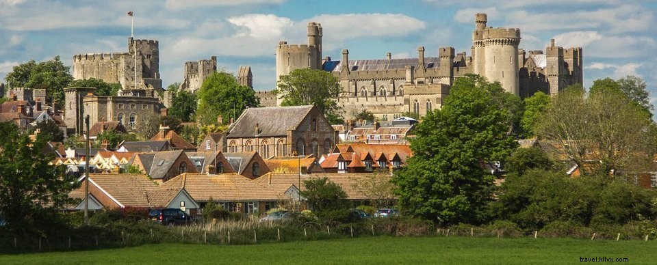Explore 13 Stunning Historic Castles in England: Ultimate Road Trip Guide