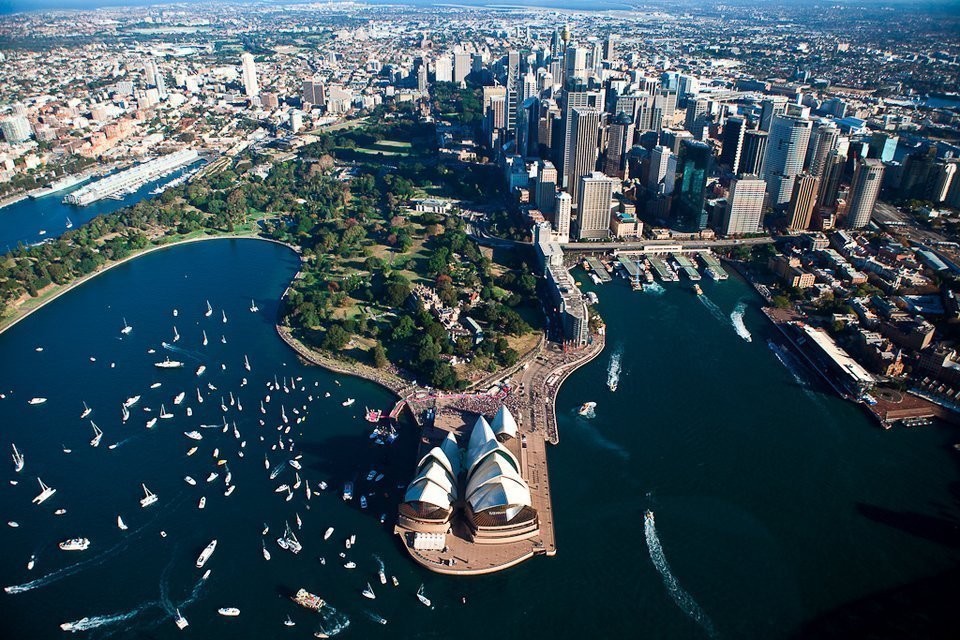 Discover Sydney: Top Attractions in Australia s Vibrant Largest City