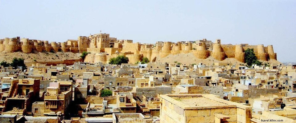 Discover the Thar Desert & Jaisalmer: Ultimate India Travel Guide