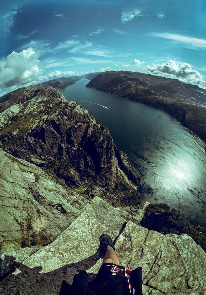Ultimate Guide to Hiking Preikestolen (Pulpit Rock): Stunning Views from Stavanger