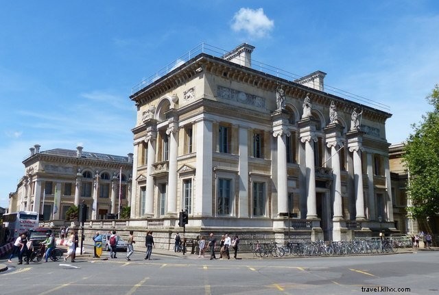 Perfect Weekend Getaway: Explore Historic Oxford, England