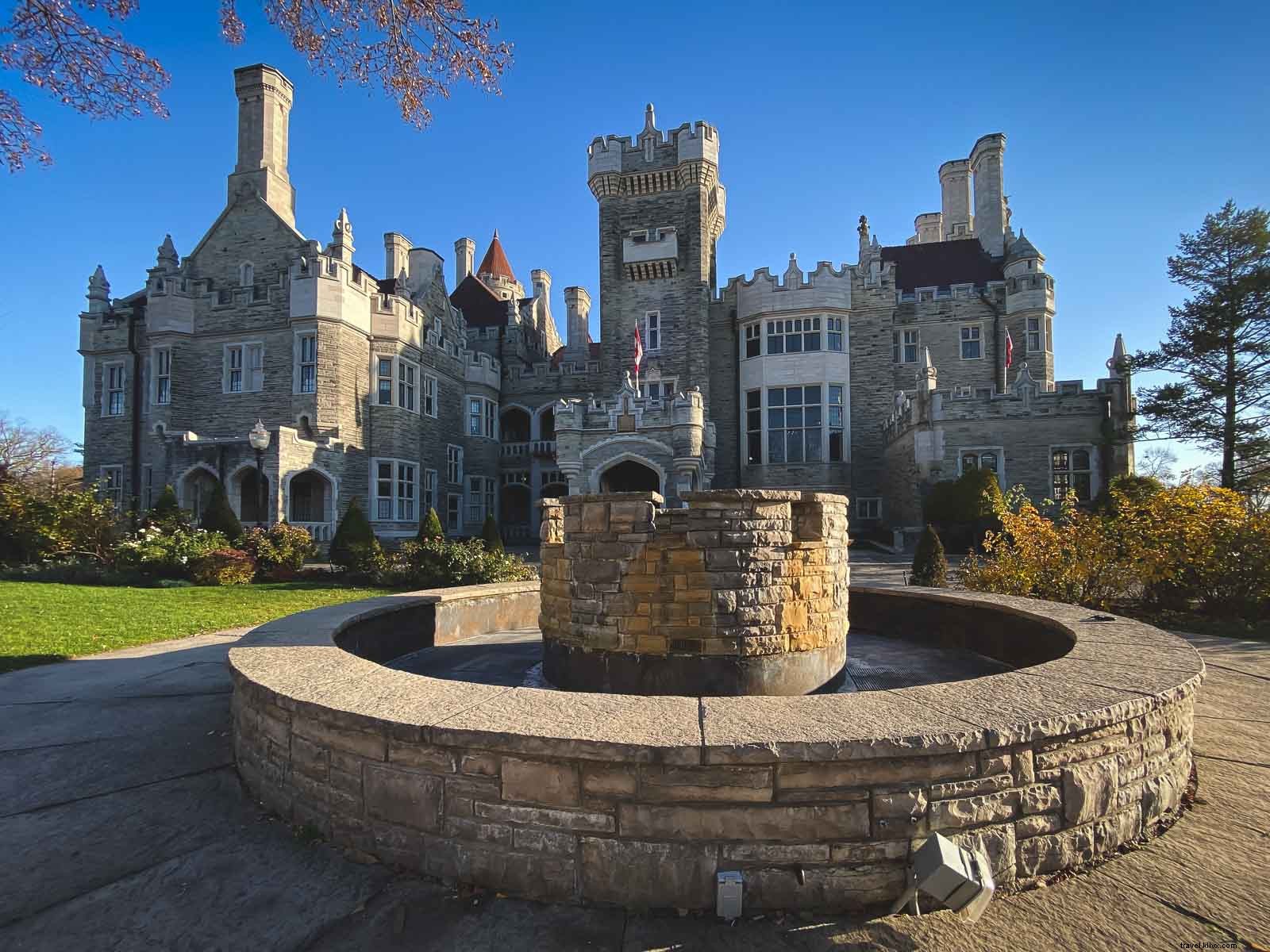 Iconic Canadian Landmarks: Must-Add to Your Bucket List