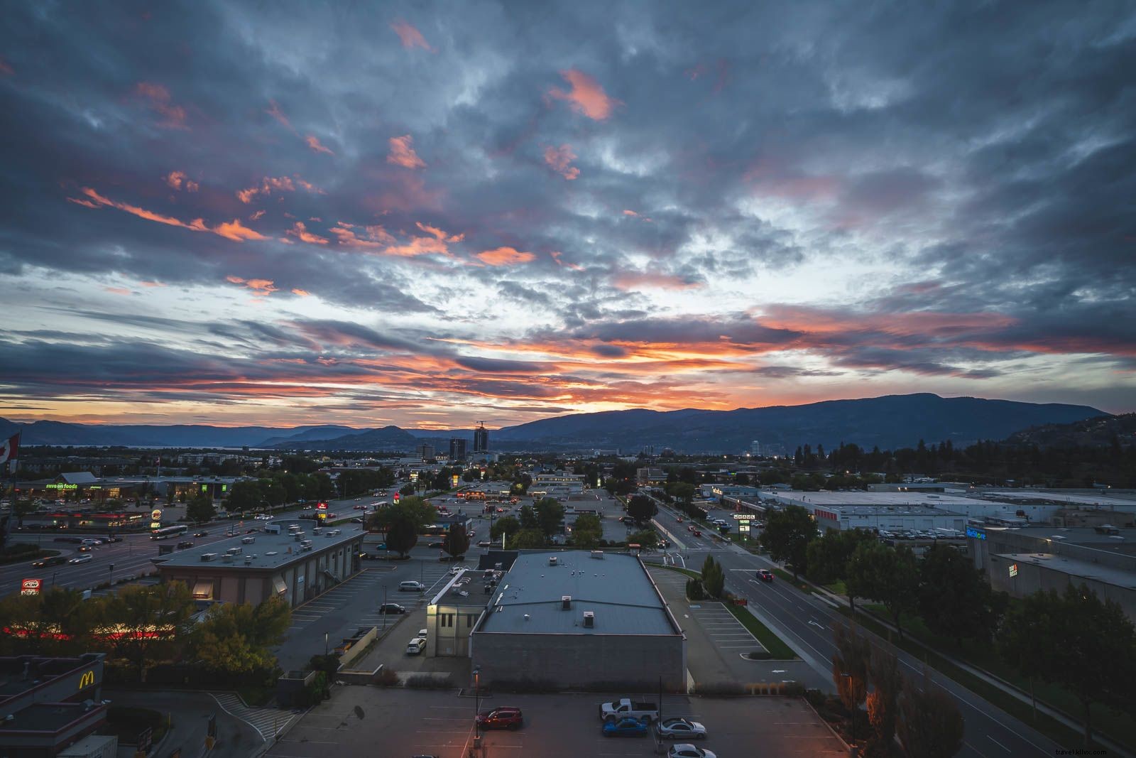 Ultimate British Columbia Road Trip: Vancouver to Kelowna & Revelstoke Guide