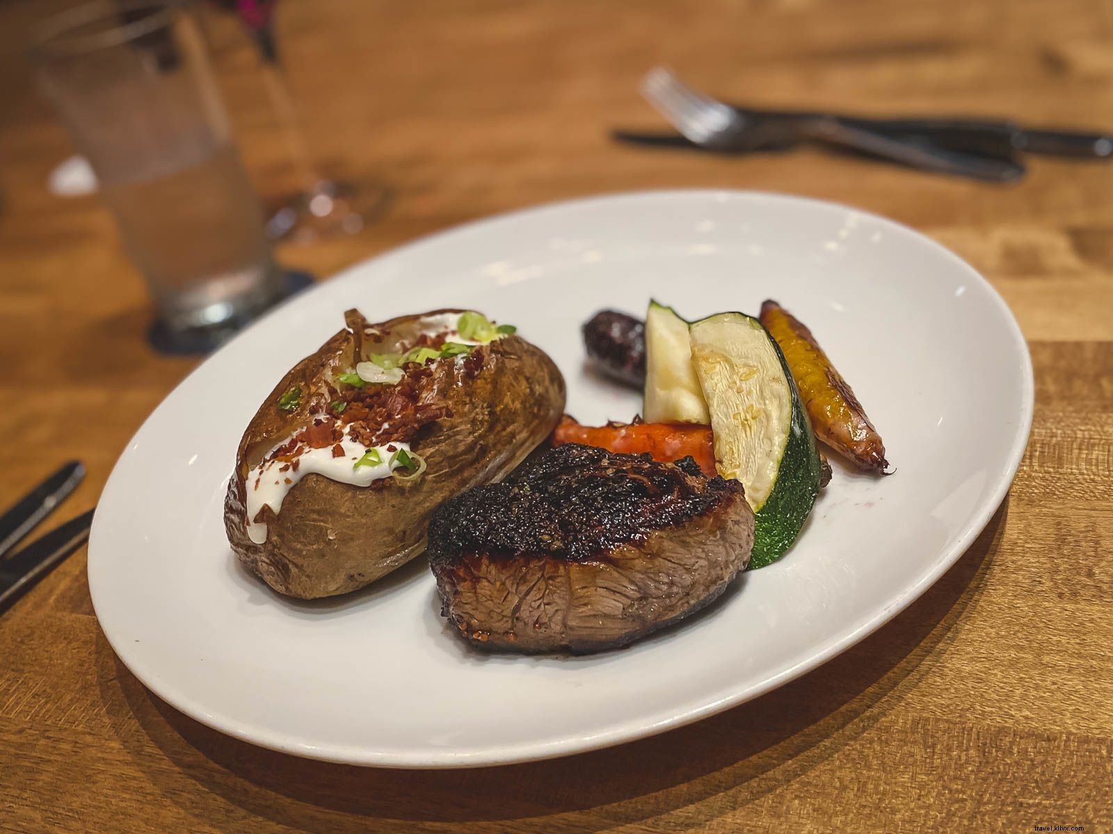 Ultimate British Columbia Road Trip: Vancouver to Kelowna & Revelstoke Guide