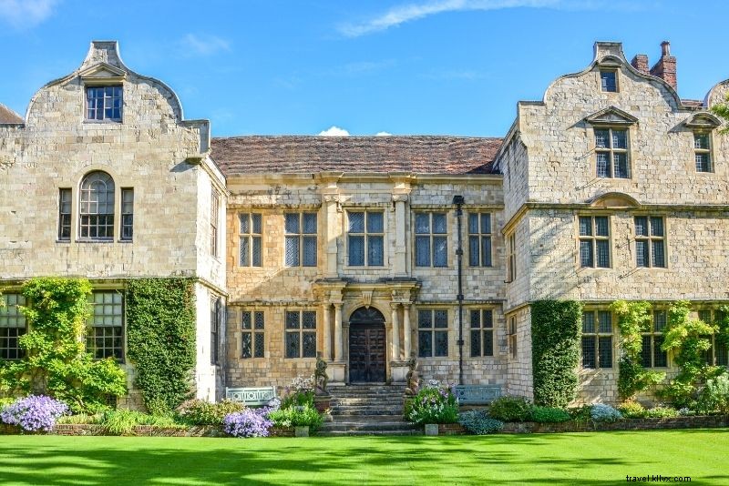 Discover 45 Fun & Unusual Things to Do in Historic York, UK