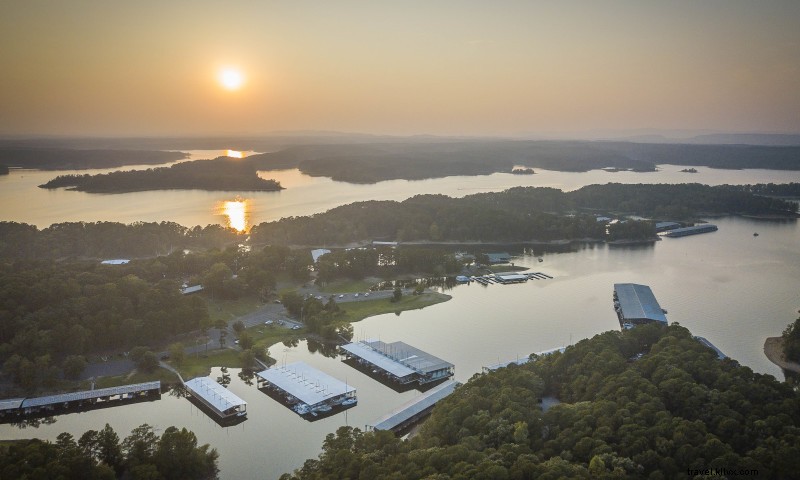 Mountain Harbor Resort & Spa: Luxurious Lake Ouachita Escape in Arkansas