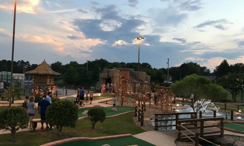 Salty Harbor Mini Golf & Fun Park: Premier Family Entertainment Destination