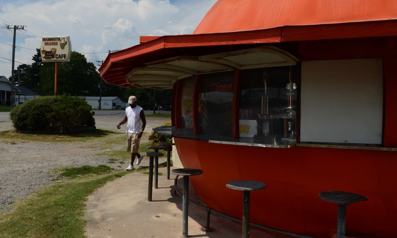Mammoth Orange Cafe: Arkansas  Iconic Giant Orange Roadside Diner Since 1966
