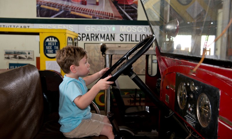 Arkansas Railroad Museum: Explore Restored Steam Locomotive 819 & Historic Railroad Treasures