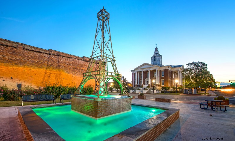 Eiffel Tower Park: Authentic 25-Foot Replica with Fountain in Town Square