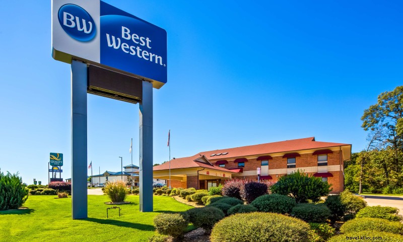 Best Western Jacksonville Inn: Heated Pool, Gym & Comfortable Rooms