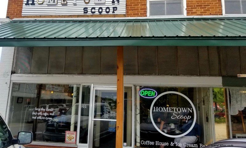 Hometown Scoop: Cozy Coffee, Premium Ice Cream & Paninis on Historic Berryville Square