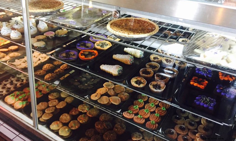 Lybrand s Too: Fresh Breakfast, Sandwiches, Salads & Homemade Pies