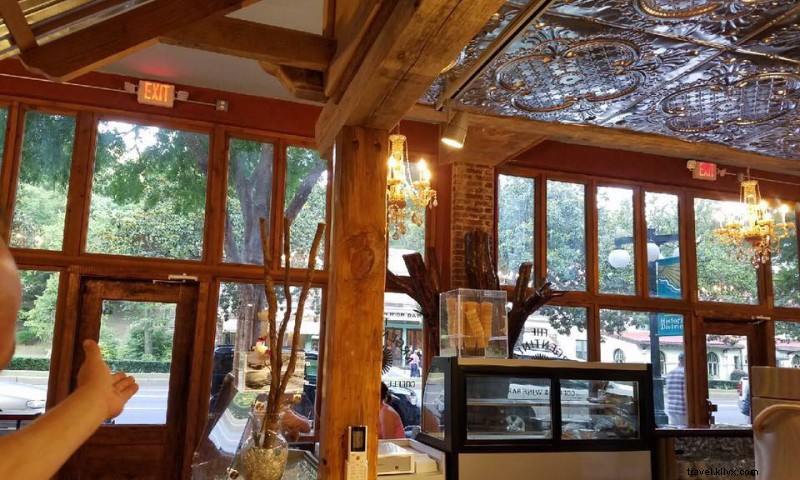 Authentic Argentinian Coffee & Wine Bar: Premium Wines, Craft Beers & Delights