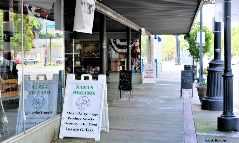 Nana s Organix Grocery: Organic Goods, Vegan Meals & All-Day Breakfast in North Little Rock
