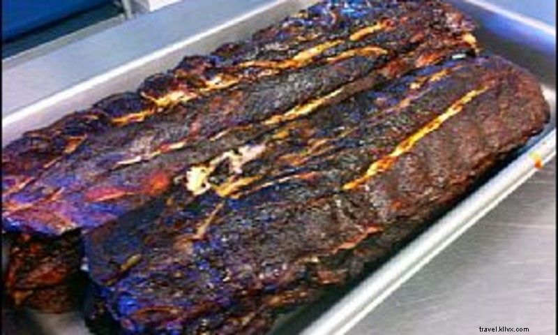 Sugar Booger s Barbecue: Tender Ribs, Brisket & Pulled Pork Delights