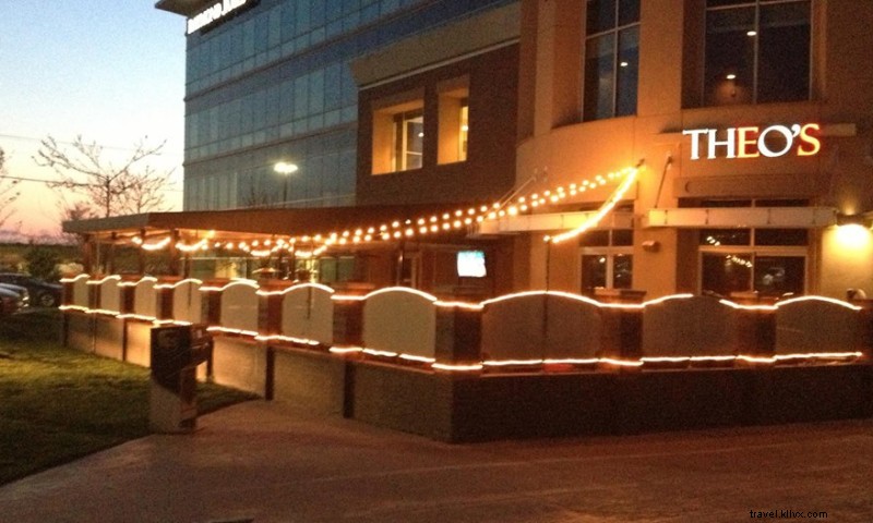 Theo s Bar & Dining Room: Coastal Cuisine Meets Southern Comfort