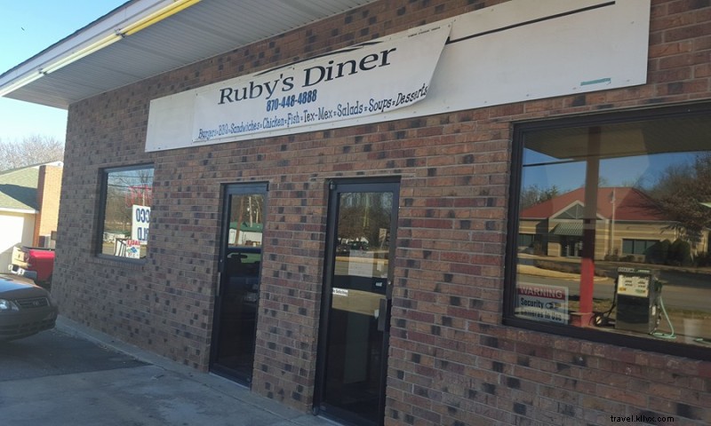 Ruby s Diner: Fast Casual Sandwiches, Burgers, Salads & Tex-Mex Delights