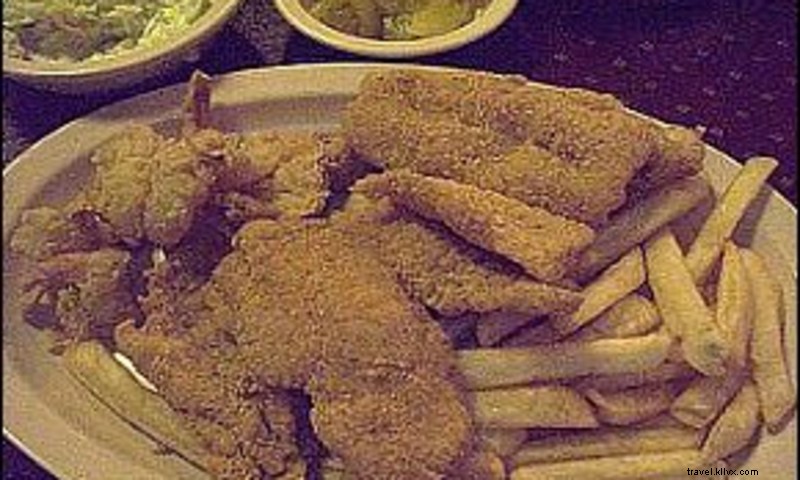 Leon s Catfish & Shrimp: Fresh Seafood, Steaks & BBQ Delights