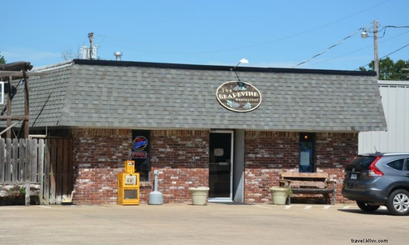 The Grapevine Restaurant: House-Smoked Meats, Homemade Bread & Outdoor Patio Dining