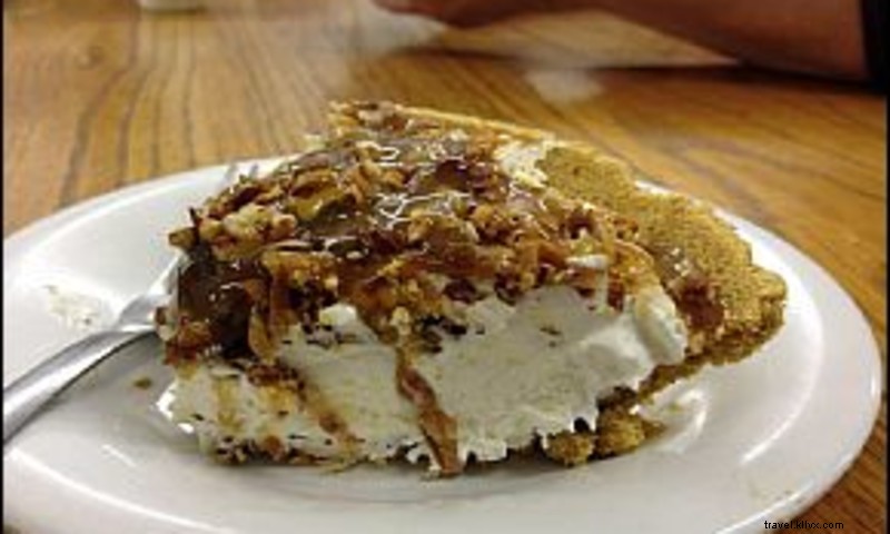 MeMe s Cafe: Authentic Homestyle Comfort Food & Daily Specials (Formerly The Feed Lot)