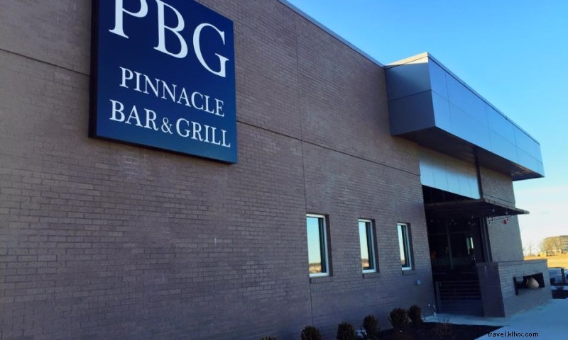 Pinnacle Bar & Grill: Premier Casual Dining with American Comfort Cuisine