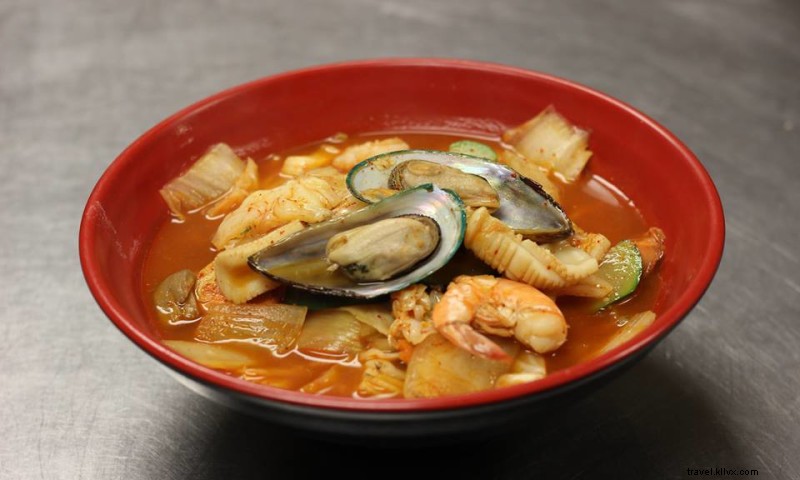 Kimchi Korean Restaurant: Authentic Flavors & Fresh Ingredients