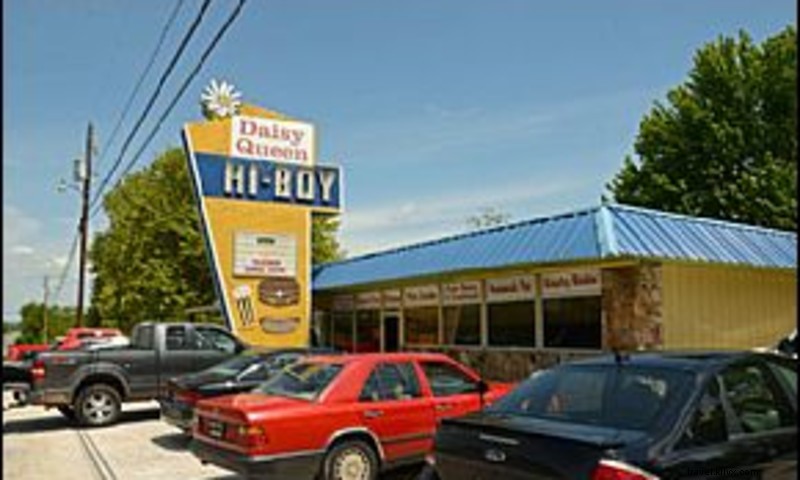 Daisy Queen Hi Boy Restaurant: Classic Burgers, Southern Specials & Homemade Pies Since 1969