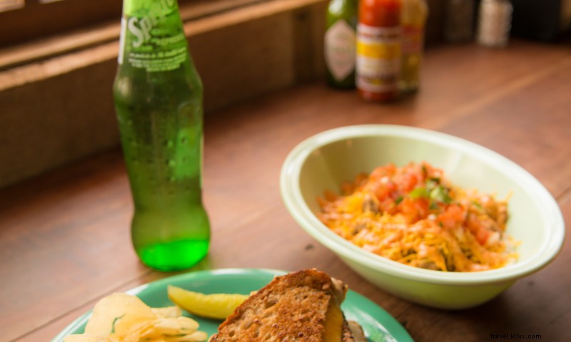 The Pinto Coffee & Comida: Fresh Breakfast, Premium Coffee & Mexican Lunch