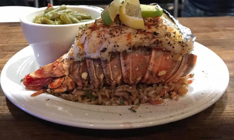 Pintail s Steak & Seafood: Premium Steaks, Fresh Seafood & Burgers in a Vibrant Atmosphere