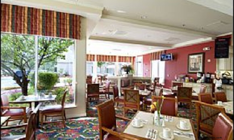 Great American Grill at Hilton Garden Inn: Hearty Breakfast Destination