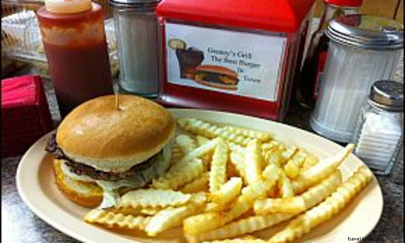 Granny s Grill & Family Diner: Hearty Breakfasts, Burgers & Homestyle Desserts