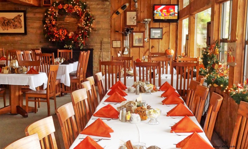 Mountain Harbor Lodge Restaurant | Hand-Cut Steaks, Burgers & Hearty Breakfast Buffets