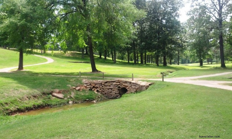 Millwood Landing Resort: Lakeside Cabins, RV Sites, Golf & Outdoor Adventures