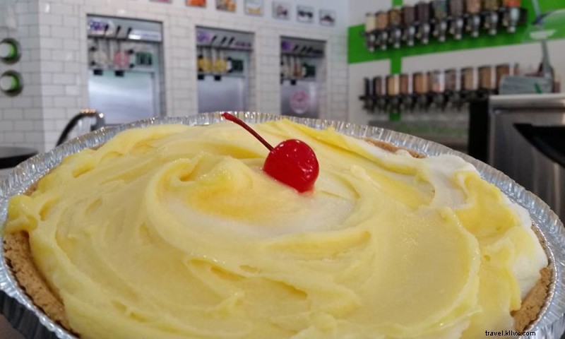 Unique Nosh: Self-Serve Frozen Yogurt, Gelato, Custard & 40+ Toppings