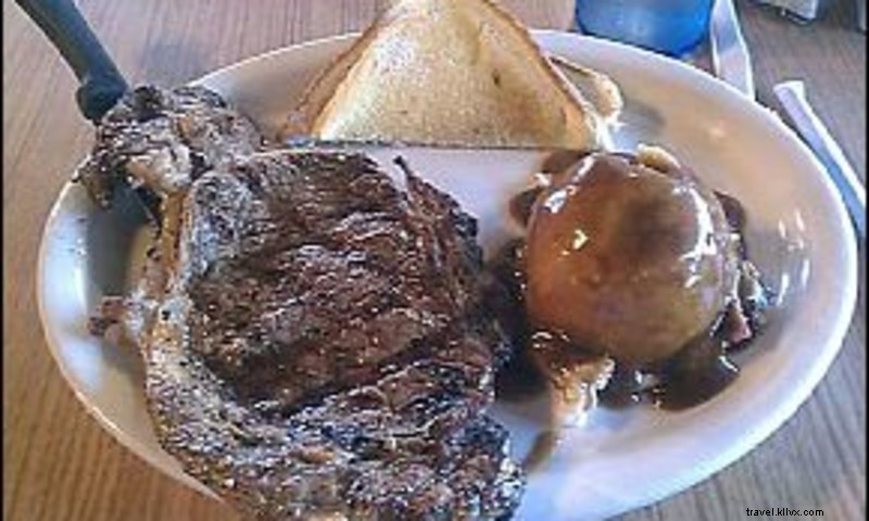 Seven Springs Restaurant: Appetizers, Steaks, Seafood & Fresh Salad Bar