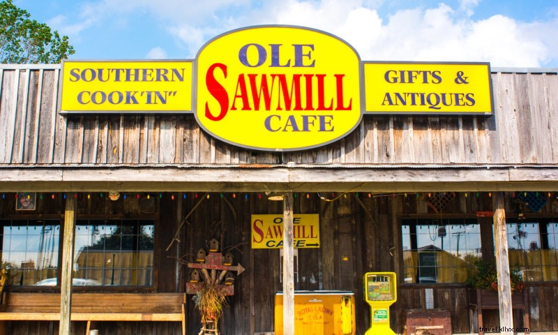 Old Saw Mill Cafe & Country Store: Authentic Southern Dining Since 1939