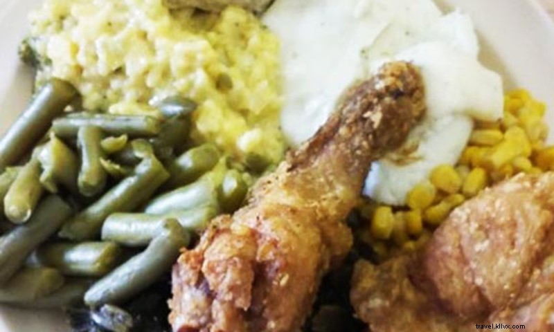 Piggott Diner: Authentic Home-Cooked Buffet in Historic Downtown Square