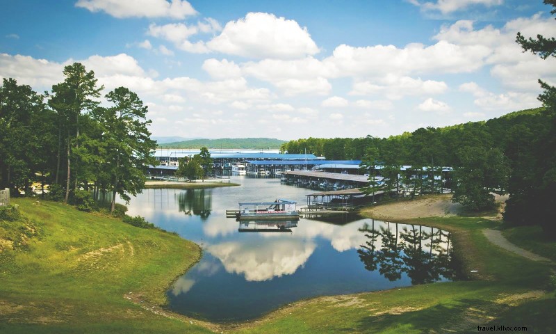 Brady Mountain Resort & Marina: Premier Lake Ouachita Destination