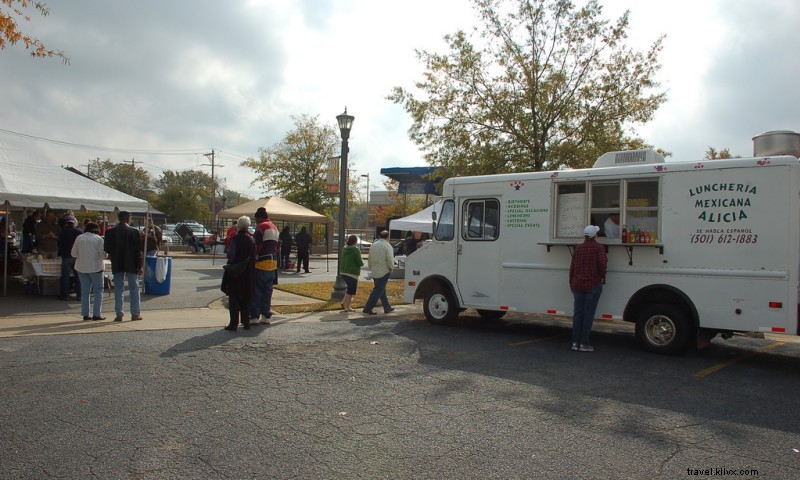 Luncheria Mexicana Alicia: Authentic Mexican Tacos & Food Truck in Central Arkansas