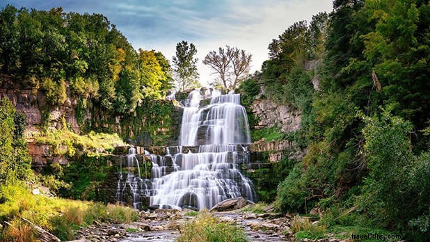 Discover Stunning New York State Waterfalls Amid Vibrant Autumn Foliage