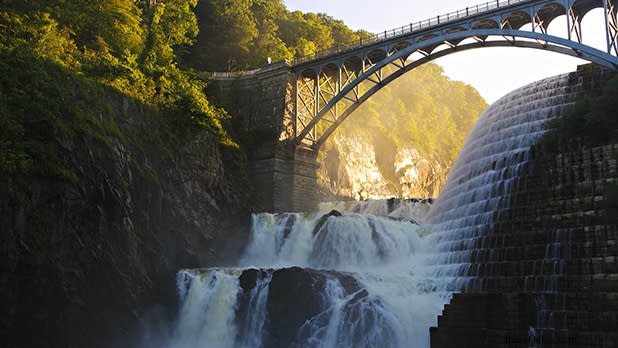 Discover Stunning New York State Waterfalls Amid Vibrant Autumn Foliage