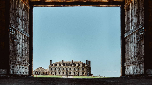 21 Must-Do Fall Activities in New York State: Parks, Apple Picking & Scenic Adventures