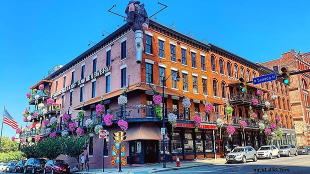 Ultimate Solo Travel Guide to New York State: Mountains, Wineries & Adventures