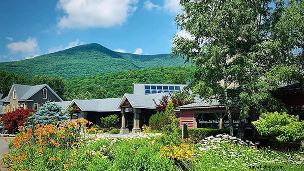 Discover Romantic Summer Getaways in New York State for Couples