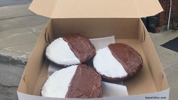 I ❤️ NY Food Bracket: Ultimate Showdown of New York s Iconic Eats