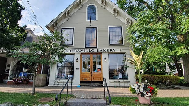 Discover the 12 Best Bakeries in New York State: Artisan Breads & Irresistible Treats