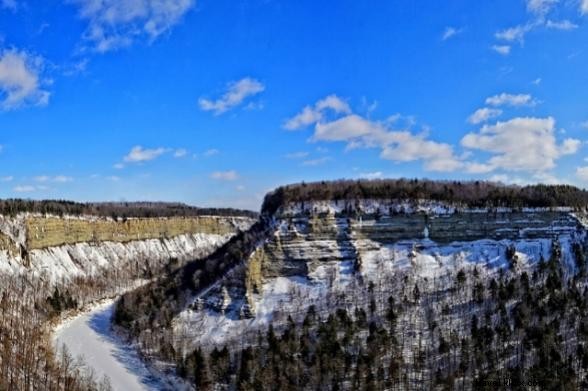 11 Stunning New York Winter Scenes Perfect for Video Conference Backgrounds