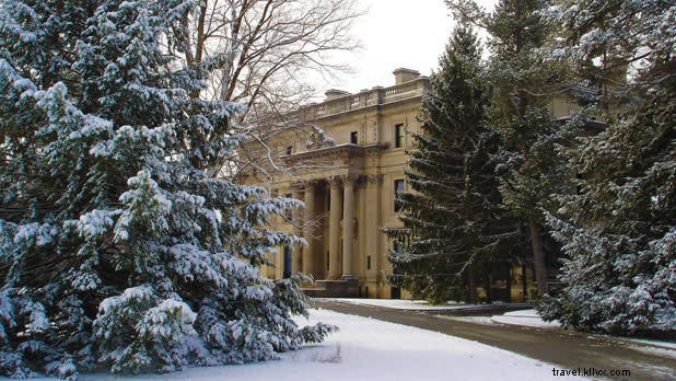 11 Stunning New York Winter Scenes Perfect for Video Conference Backgrounds